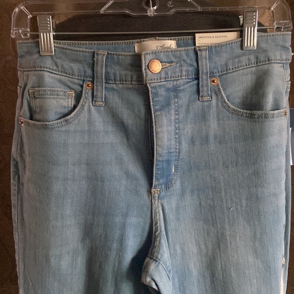 Universal Thread High Rise Skinny Jeans - Picture 2 of 6